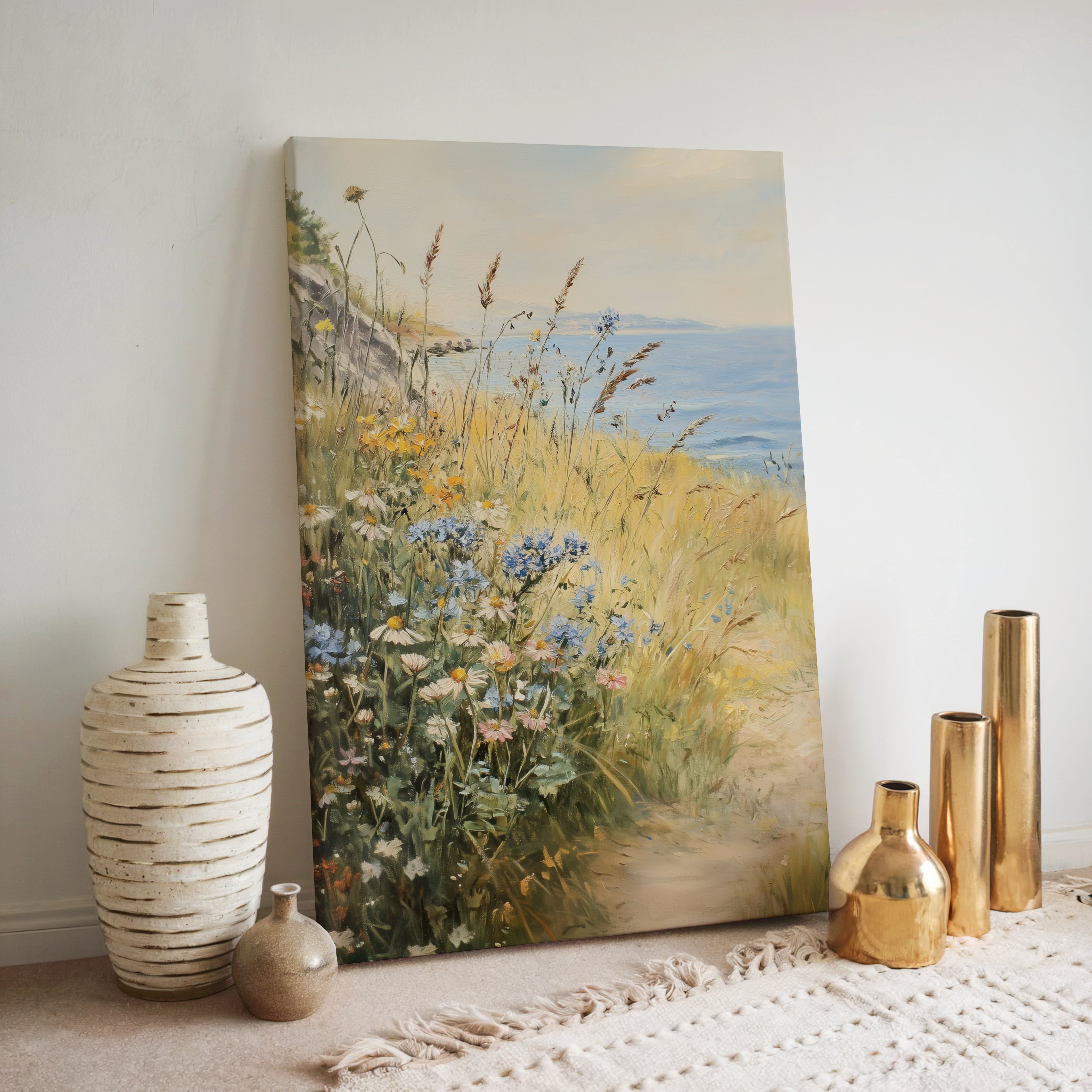 Leinwandbild mit Küstenwildblumen | Vintage-Meereswiesen-Design | Botanische Strandhaus-Dekoration, blau-gelbe Blumendekoration