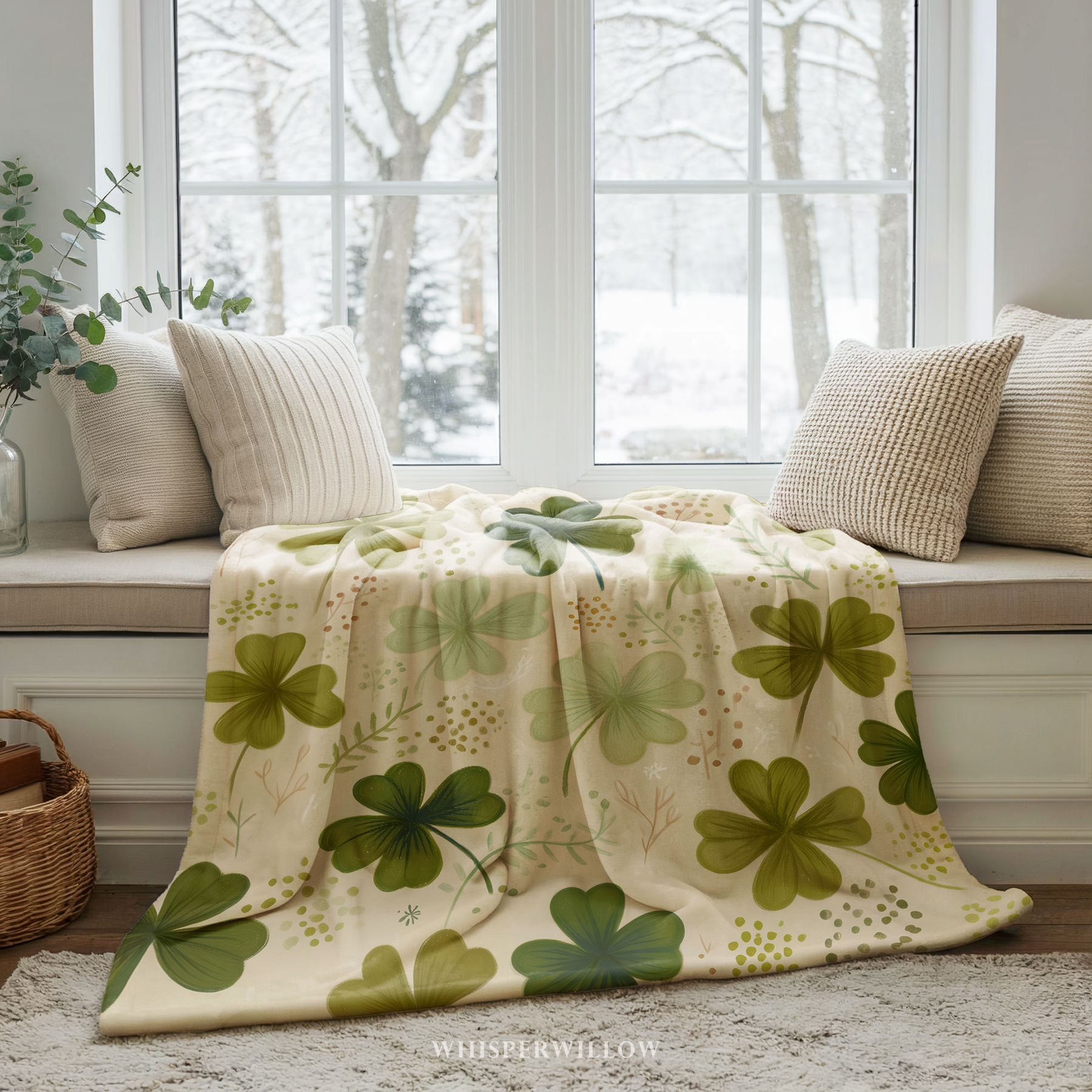 St Patricks Day Plush Throw Blanket, Shamrock Clover Green Floral Botanical, St Paddy Cozy Home Decor, Gift for Kids and Adults