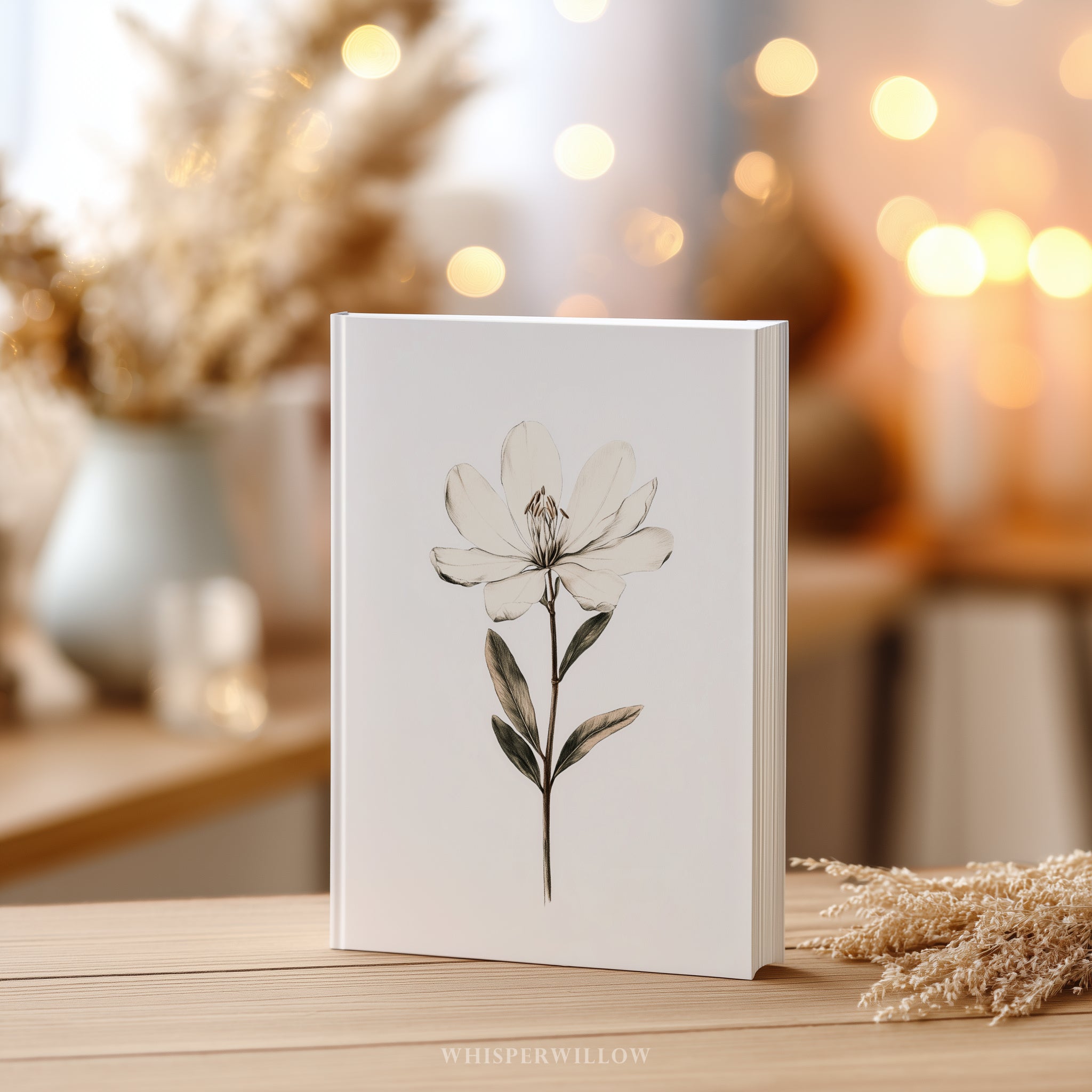 Elegantes Magnolien-Notizbuch mit Hardcover – Weiße Blütenblüte, schlichte, minimalistische Skizze, botanisches Geschenk