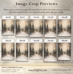 Leinwandbild Winterwald mit Lichterketten | Verschneite Kiefernwaldszene | Rustikale Weihnachtsdeko