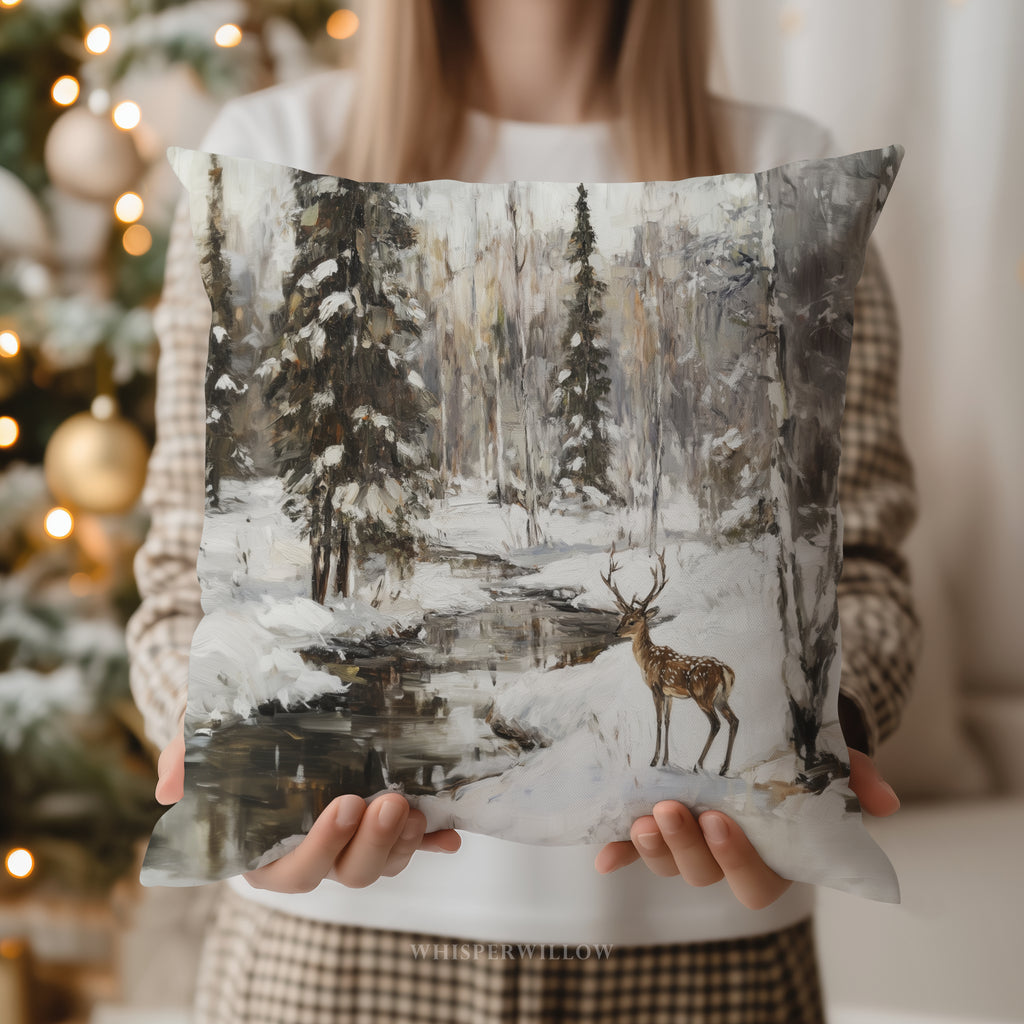 Winterliches Hirsch-Schneewald-Dekokissen - Woodland Creek Hüttenkissen