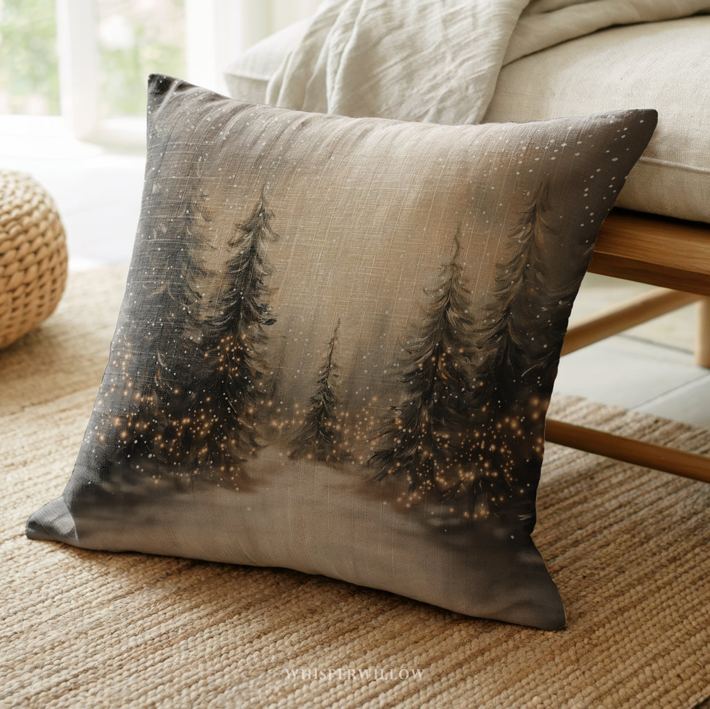 Dekokissen mit Winterwaldmotiv – Gemütliches Kissen mit Weihnachtsbaumbeleuchtung