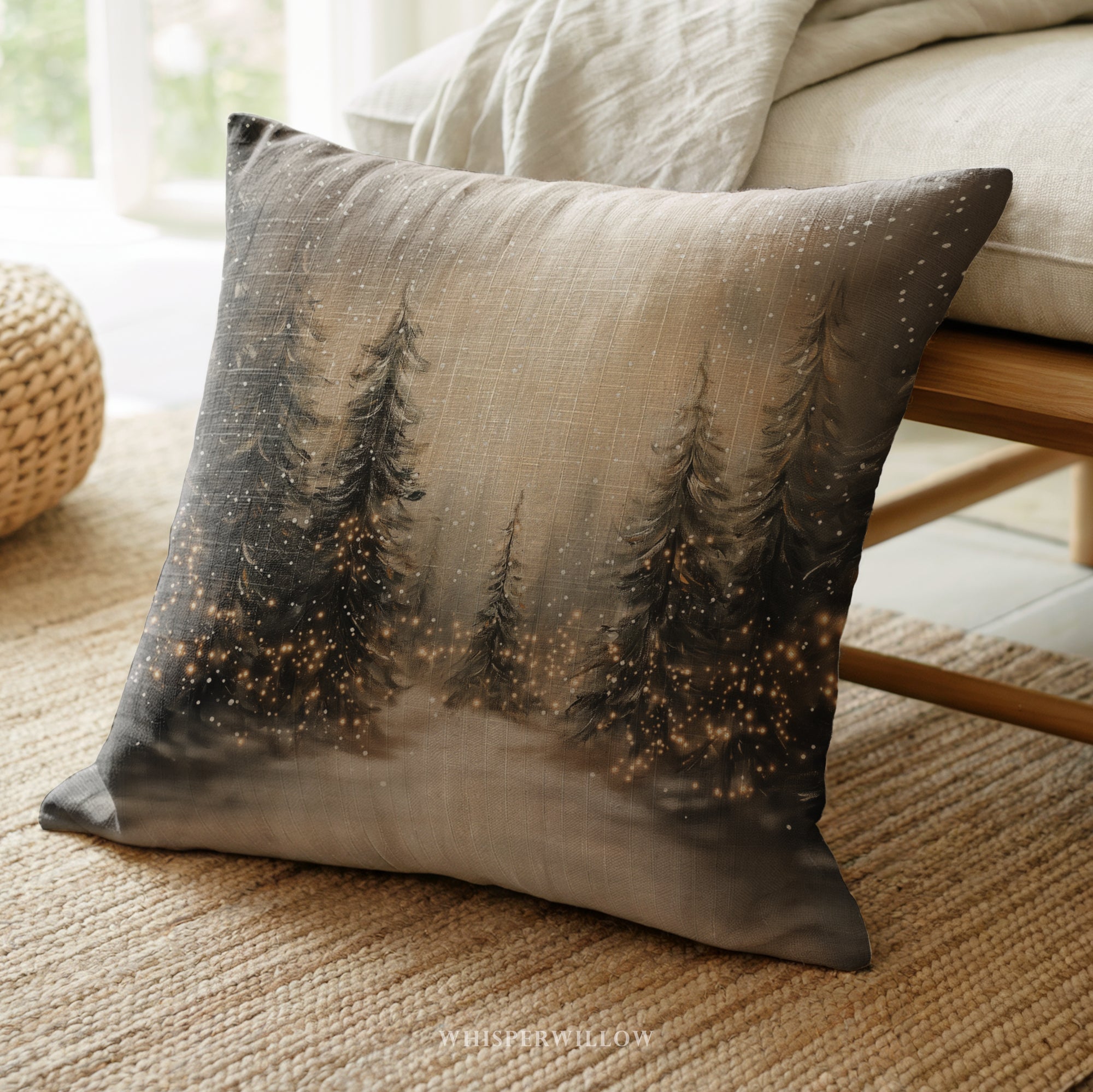 Dekokissen mit Winterwaldmotiv – Gemütliches Kissen mit Weihnachtsbaumbeleuchtung