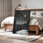Winterliches Leinwandbild | Sternennacht, verschneiter Wald, Polarstern | Weihnachtsgeschenk